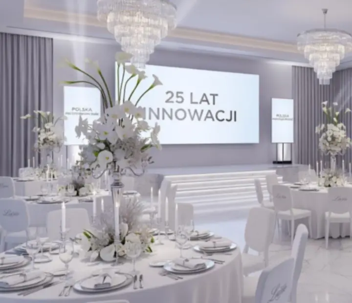 Duża gala firmowa z elegancką sceną i oświetleniem